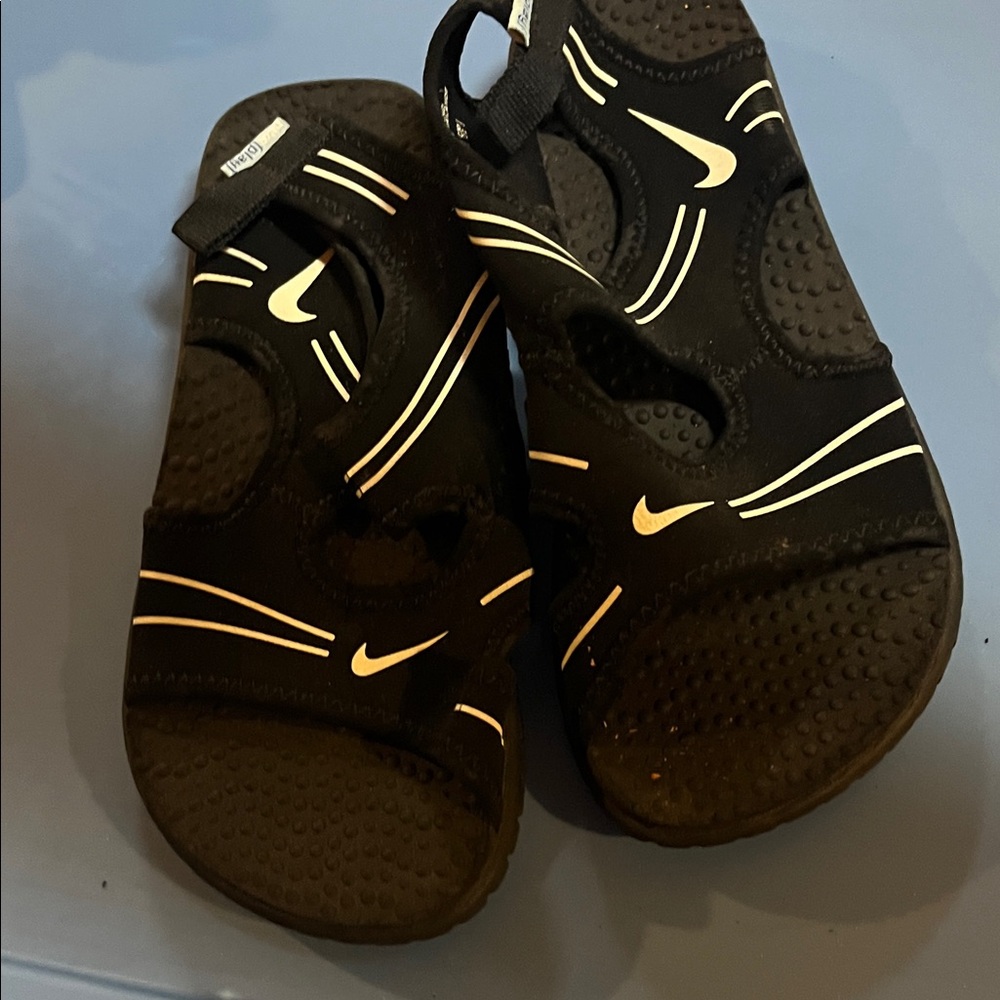 Nike Kids Black and White Sandals